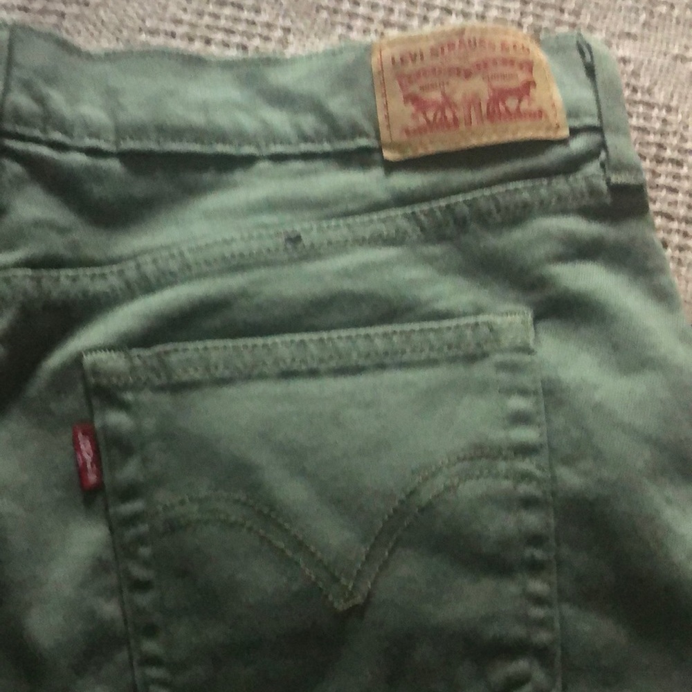 Levi’s stretch shorts